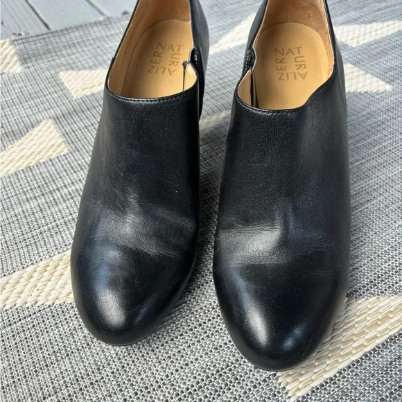 Naturalizer Black Block Heel Ankle Boot - Picture 4 of 6